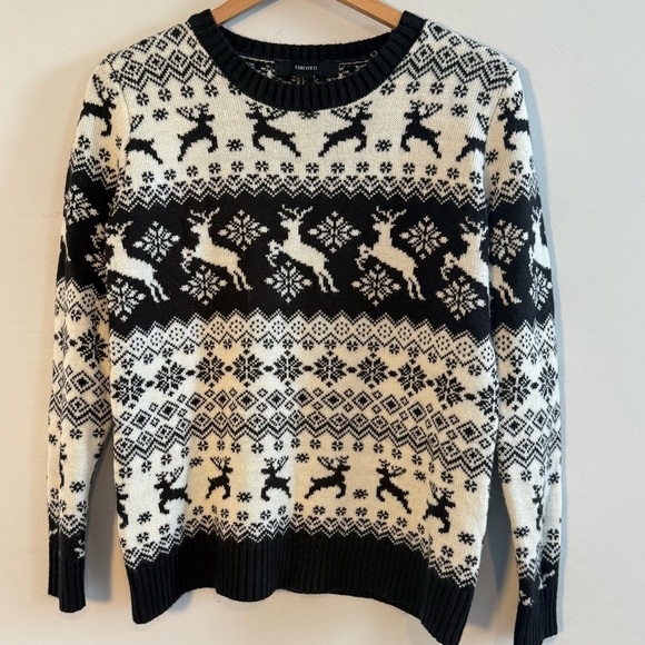 Forever 21 Black and Cream Reindeer Crewneck Sweater, SizeS, Offers Welcome - Picture 1 of 5
